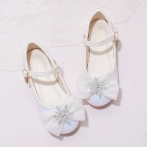 Charming White Kids Dress Shoes with Snowflake Glitter Bow Size 7